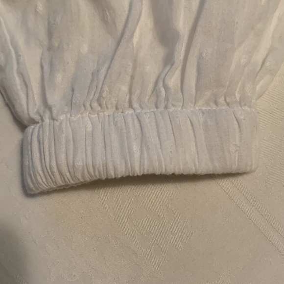 ROLLER RABBIT Women’s Peasant Dot V-Neck Loose Shirt With Puff Sleeves - Picture 3 of 14